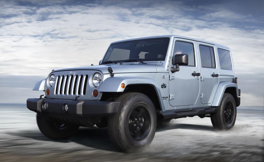  Jeep Wrangler Unlimited Arctic 2012 года  (фото 31 из 35)
